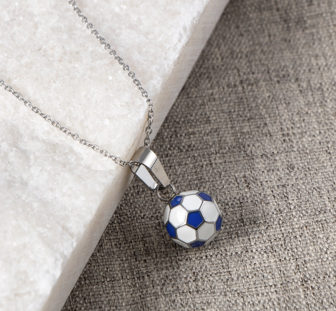 Soccer necklace (23 inch)