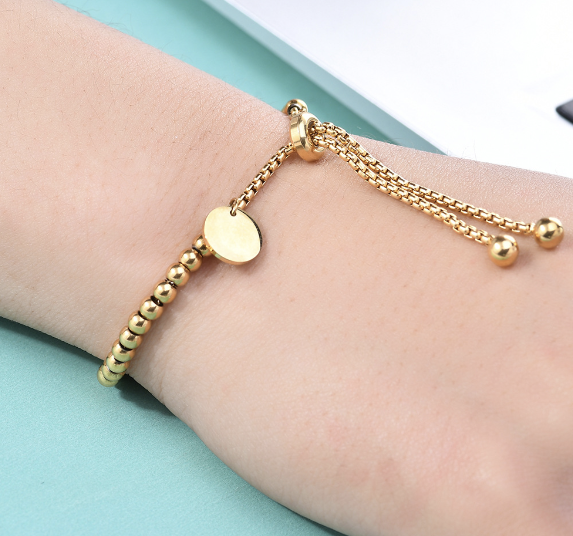 Adjustable bracelet (Silver or Gold)