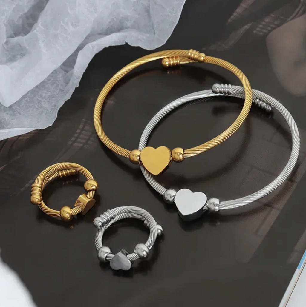Bangle and ring set both with heart. (Gold or Silver)