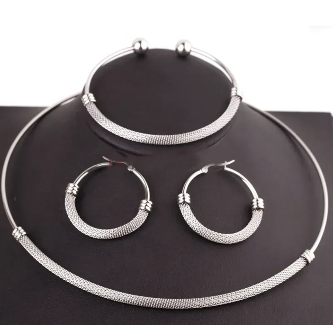 Choker Set