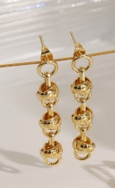 Ball earrings