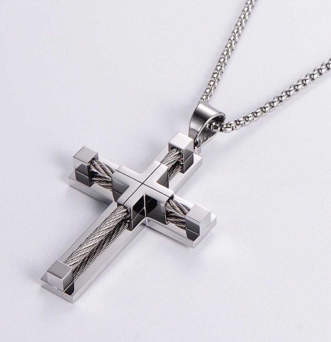 472gstf Elegant chain with cross