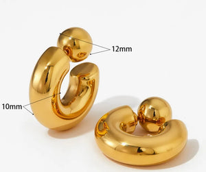561gsc earrings