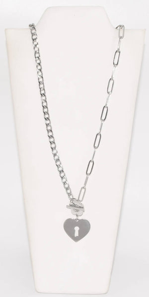 SLV HEART LOCK NECKLACE (17 inch)