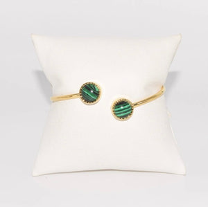 GD D. GREEN STONE BANGLE