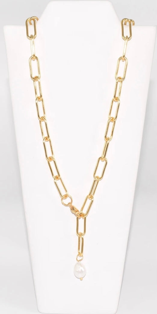 GD LINKED PEARL NECKLACE