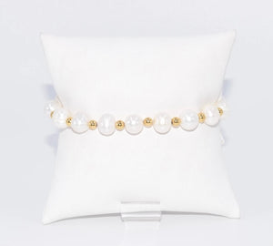 GD Pearls Bracelet